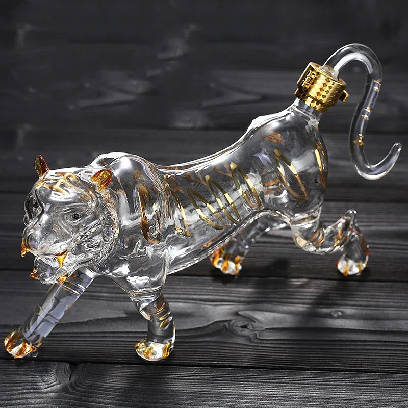Wine Beer Spirits - Handsome tiger shaped animal lead-free glass